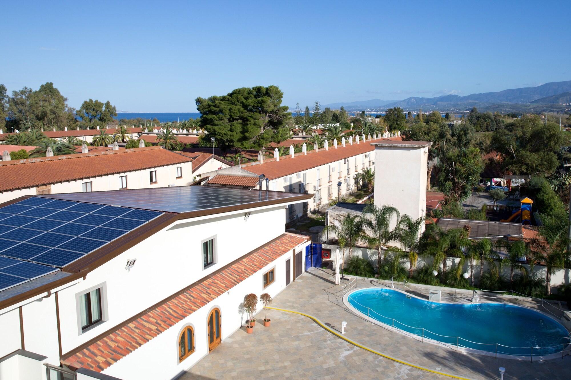 Hotel Riviera Azzurra Oliveri Exterior photo