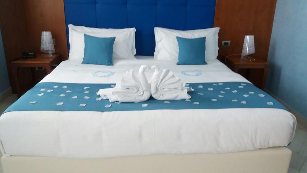 Hotel Riviera Azzurra Oliveri Exterior photo